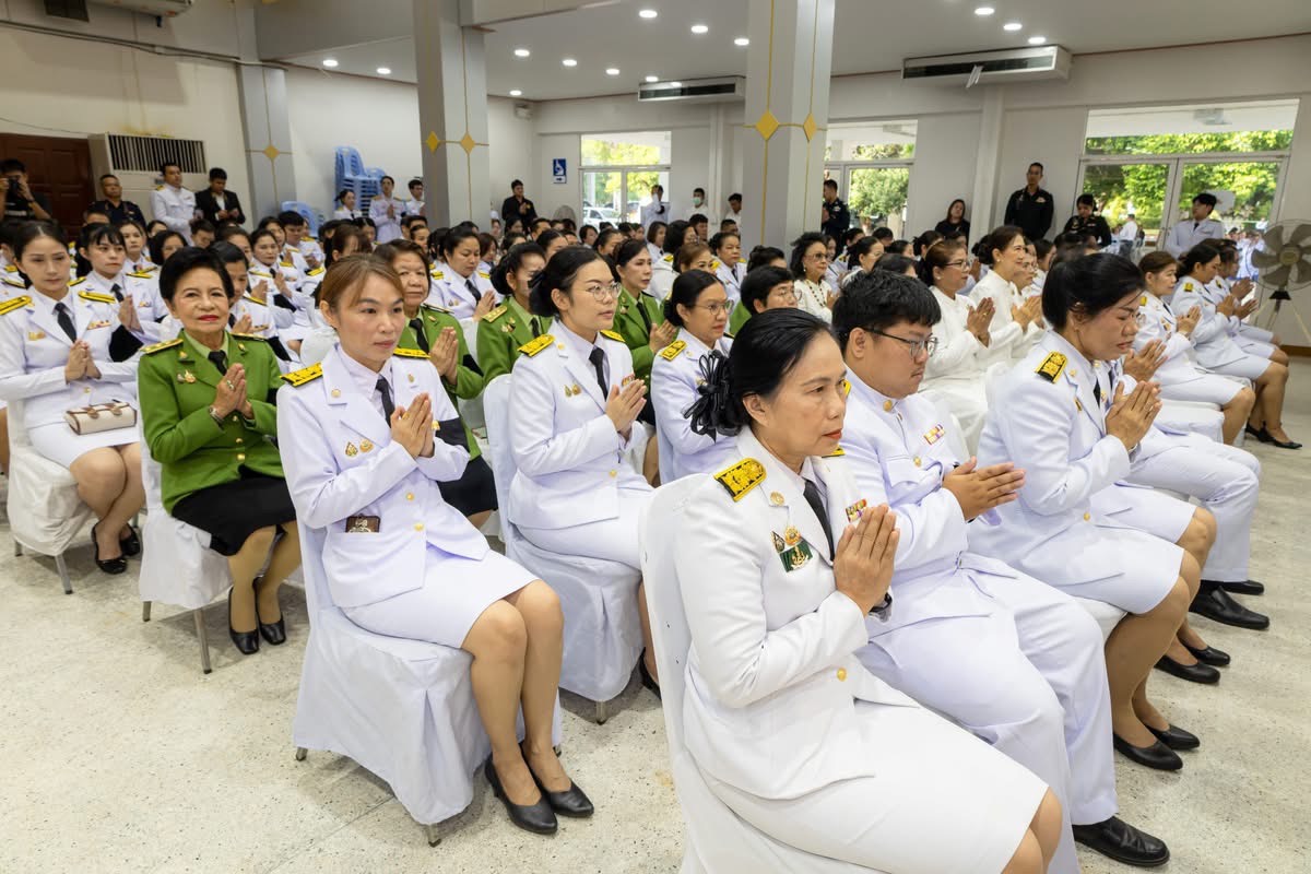 title - ส.ป.ก.พิษณุโลก ร่วมงานรัฐพิธีวันคล้ายวันสวรรคต รัชกาลที่ 8 น้อมรำลึกในพระมหากรุณาธิคุณอันหาที่สุดมิได้